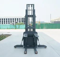 מלגזון חשמלי 4.5 מטר נושא 2 טון
